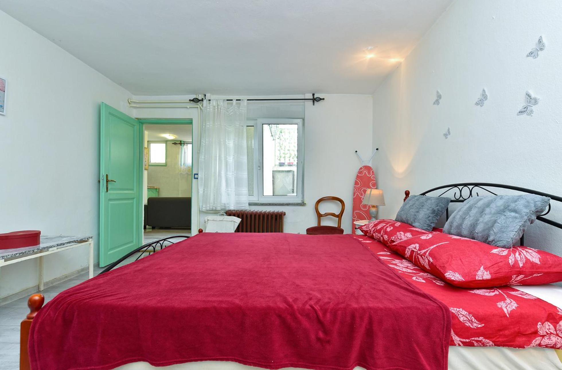 Mariza 2235 Pula
